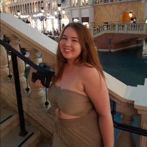 Meet your Posher, Bria